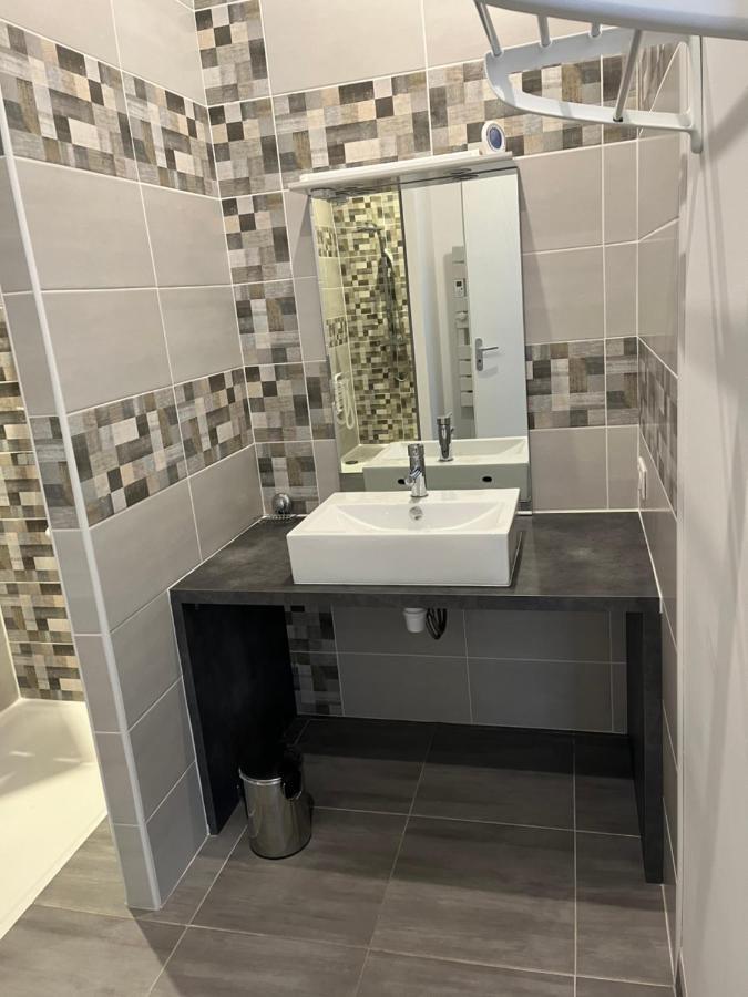 Appartement T4 140 M2 Spacieux Et Calme Pour 8 Personnes لوز سانت سوفير المظهر الخارجي الصورة