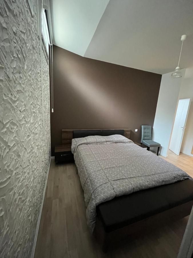 Appartement T4 140 M2 Spacieux Et Calme Pour 8 Personnes لوز سانت سوفير المظهر الخارجي الصورة
