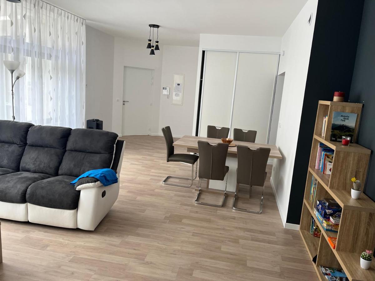 Appartement T4 140 M2 Spacieux Et Calme Pour 8 Personnes لوز سانت سوفير المظهر الخارجي الصورة